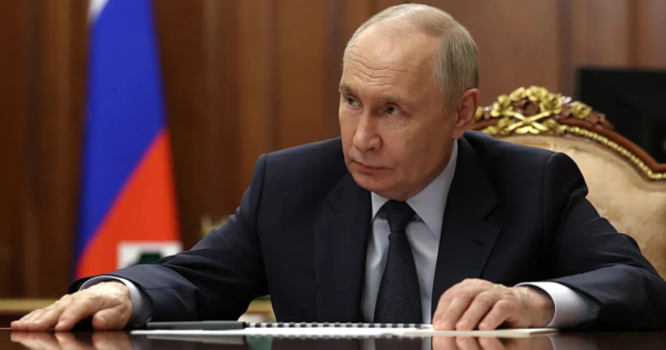Ataques-da-Ucrania-levam-Putin-a-ampliar-controle-estatal