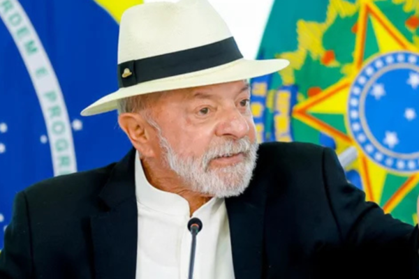 Taxa-das-blusinhas-Lula-avanca-acordo-para-manter-isencao