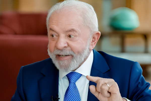 Taxa-das-blusinhas-Lula-busca-acordo-no-Congresso